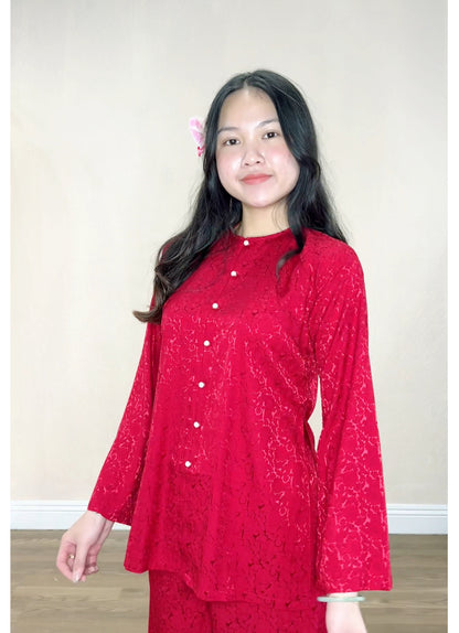 B06 - Áo Bà Ba Gấm Hoa Cúc Đỏ