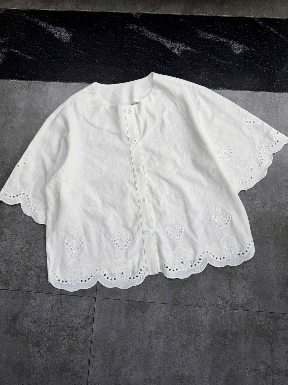 L143/L144 - Blend Linen Shirt Thêu
