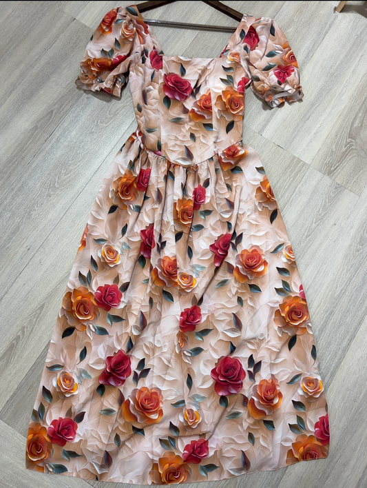 D8 - Đầm Nude Phối Hoa.