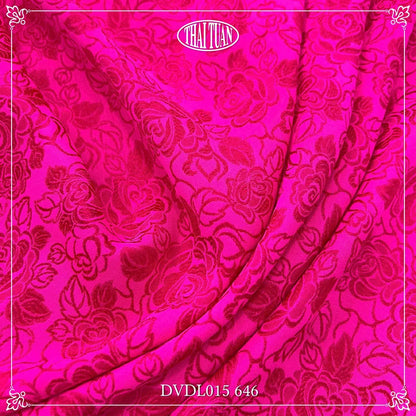 A51 - Áo Dài Gấm Dệt Thái Tuấn Hoa Hồng Đỏ (Cổ Tròn)