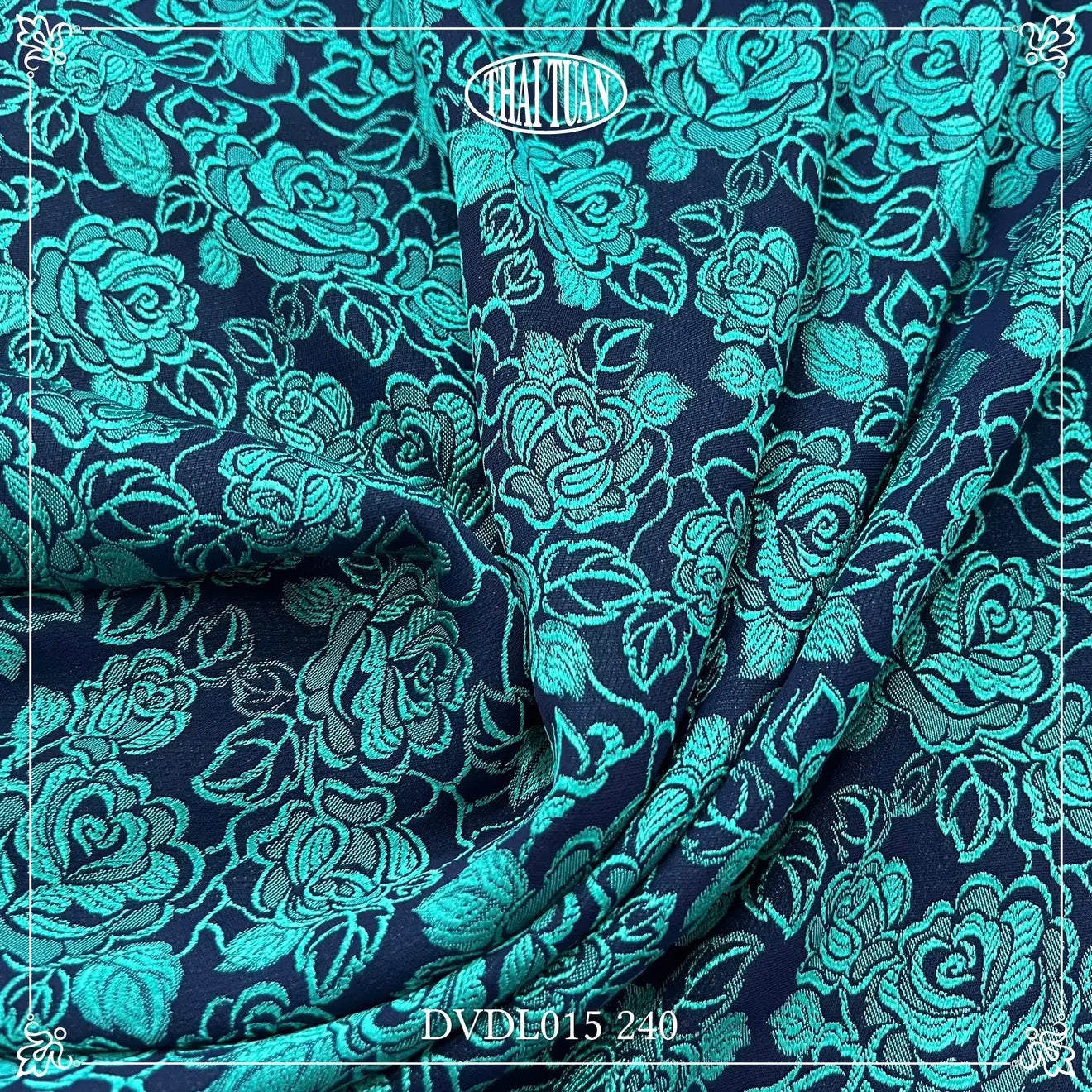 AD49 - Áo Dài Gấm Thái Tuấn Thiên Hoa Xanh Đen hoa Xanh Công (Cổ Tròn). Final sale (no return/exchange).