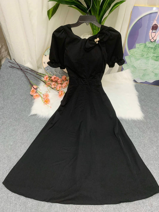 D11 - Maxi Dress Solid Color Black (Free size)