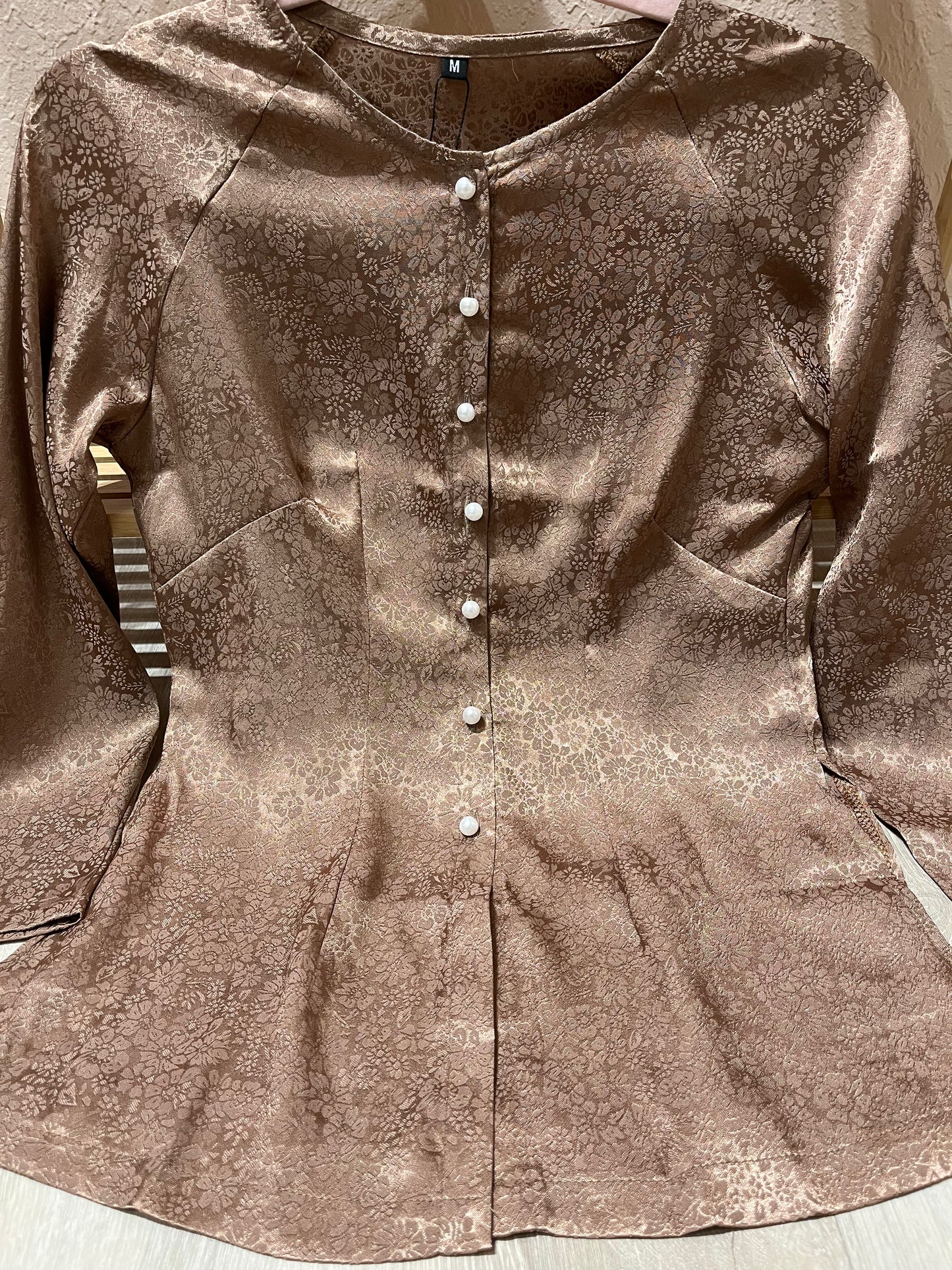 Áo Bà Ba Gấm Lụa Nhiều Màu.