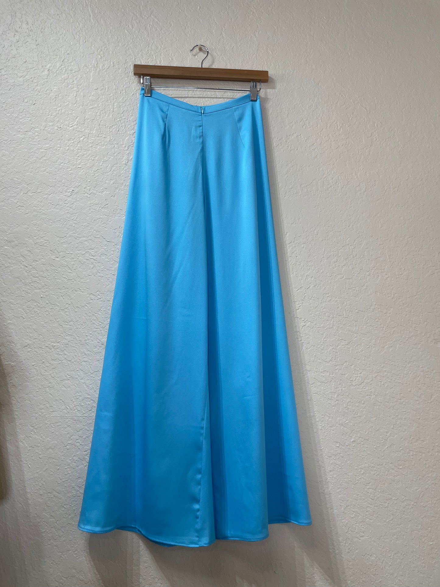 R23 - Blue Sky Ánh Sao Silk Regular Pants