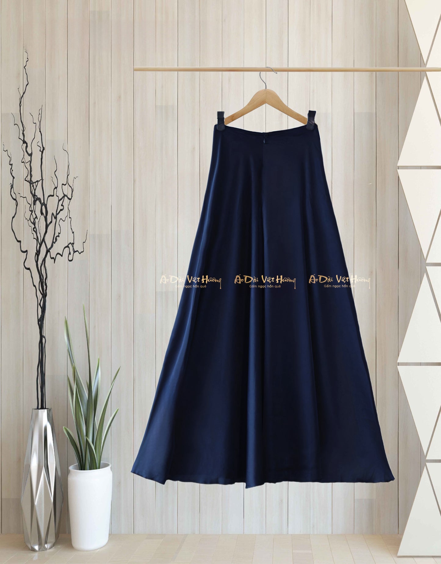 524 - Navy Blue Thái Tuấn Silk Skirt Pants (Quần Váy Ống Xéo Lụa Thái Tuấn Xanh Đen)