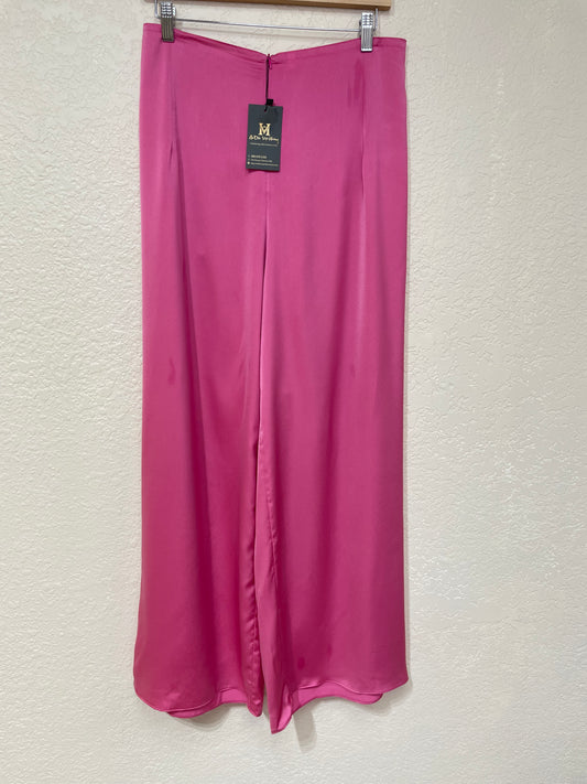 R27 - Fuschia Pink Regular Pants. (Quần lụa ngọc trai ống thường không bóng).