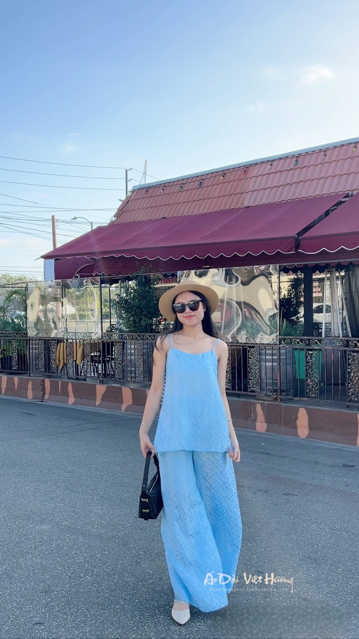 B36 - Set Áo Yếm Lụa Tơ Tằm Nha Xá Blue Sky