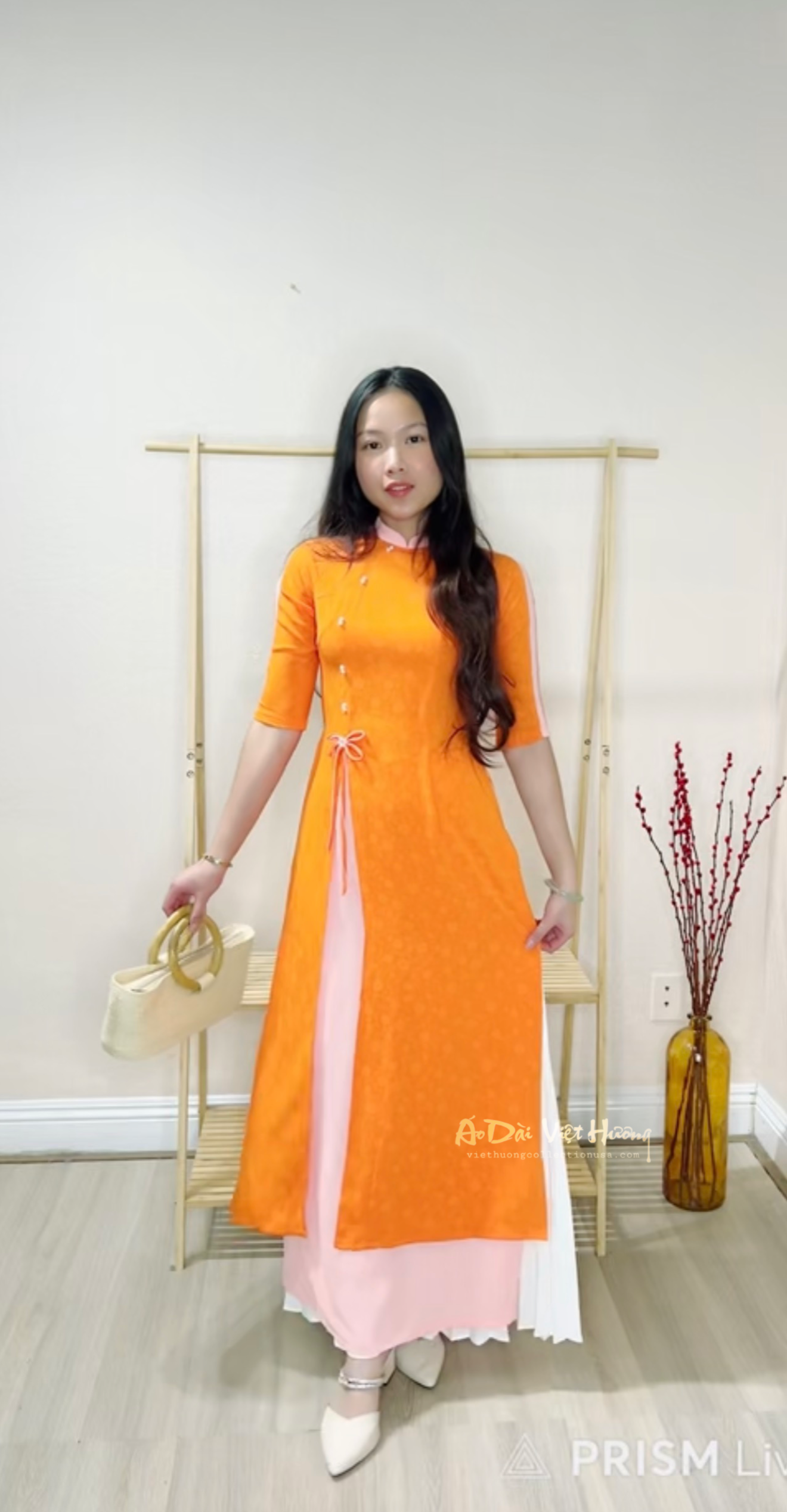 A22 - Áo Dài Cách Tân Xẻ Tà Cam/Hồng