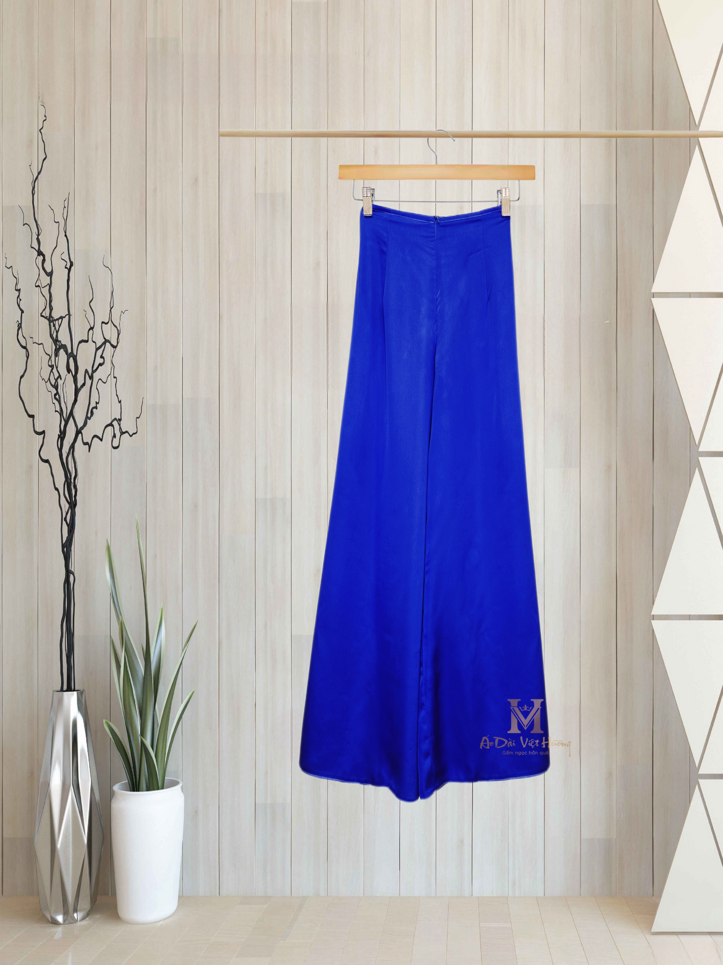 323 - Cobalt Blue Regular Pants Lụa (Bóng)