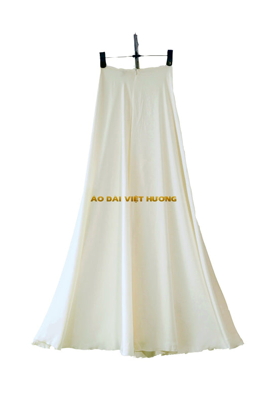 502 - Quần Váy Lụa Thái Tuấn Màu Trắng Ngà (Quần Váy Ống Xéo Lụa Thái Tuấn Trắng Kem)