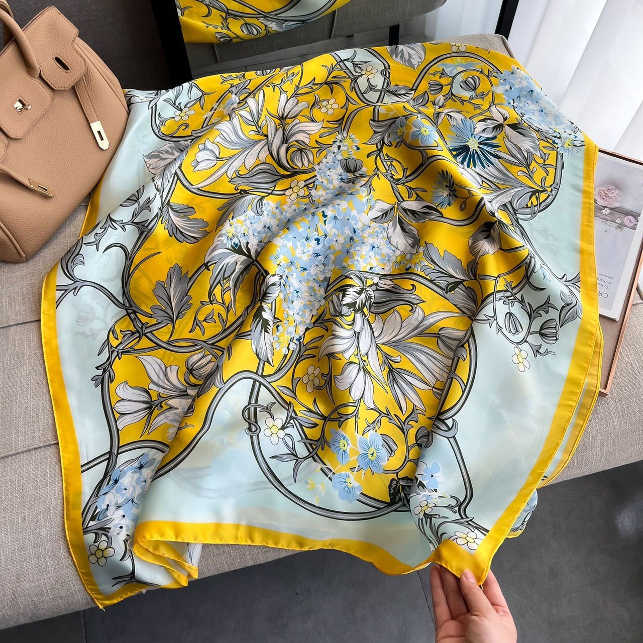 K34 - Silk Scarf Yellow/Silver