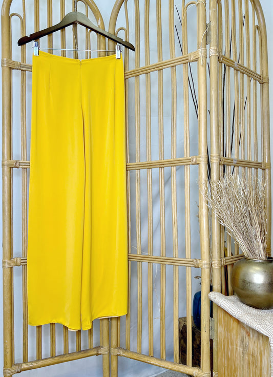635 - Yellow Regular Pants Lụa Mỹ (Quần Ống Thường Lụa Mỹ không bóng)