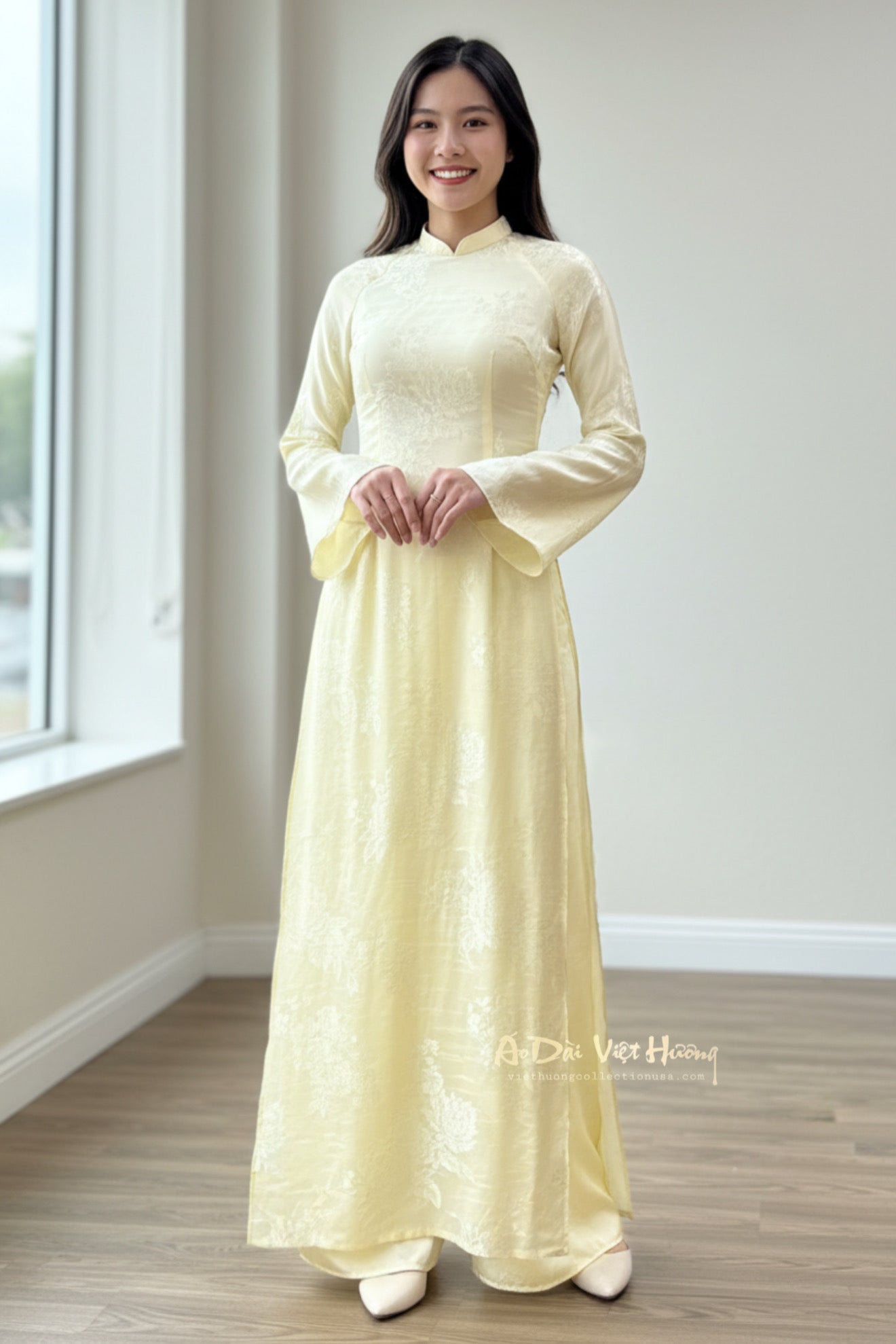 A115 - Set Áo Dài Lụa Tằm Vàng Mỡ Gà (kèm quần gấm tằm)