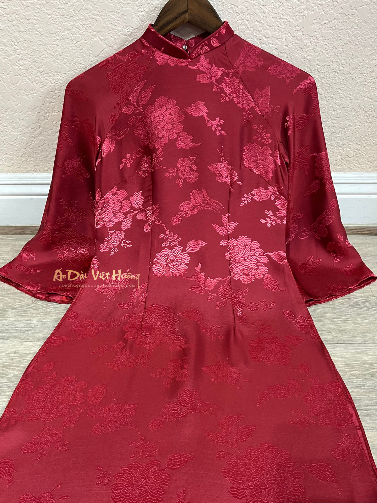 A48 - Áo Dài Lụa Chu Sa Khảm Đỏ | Áo Only