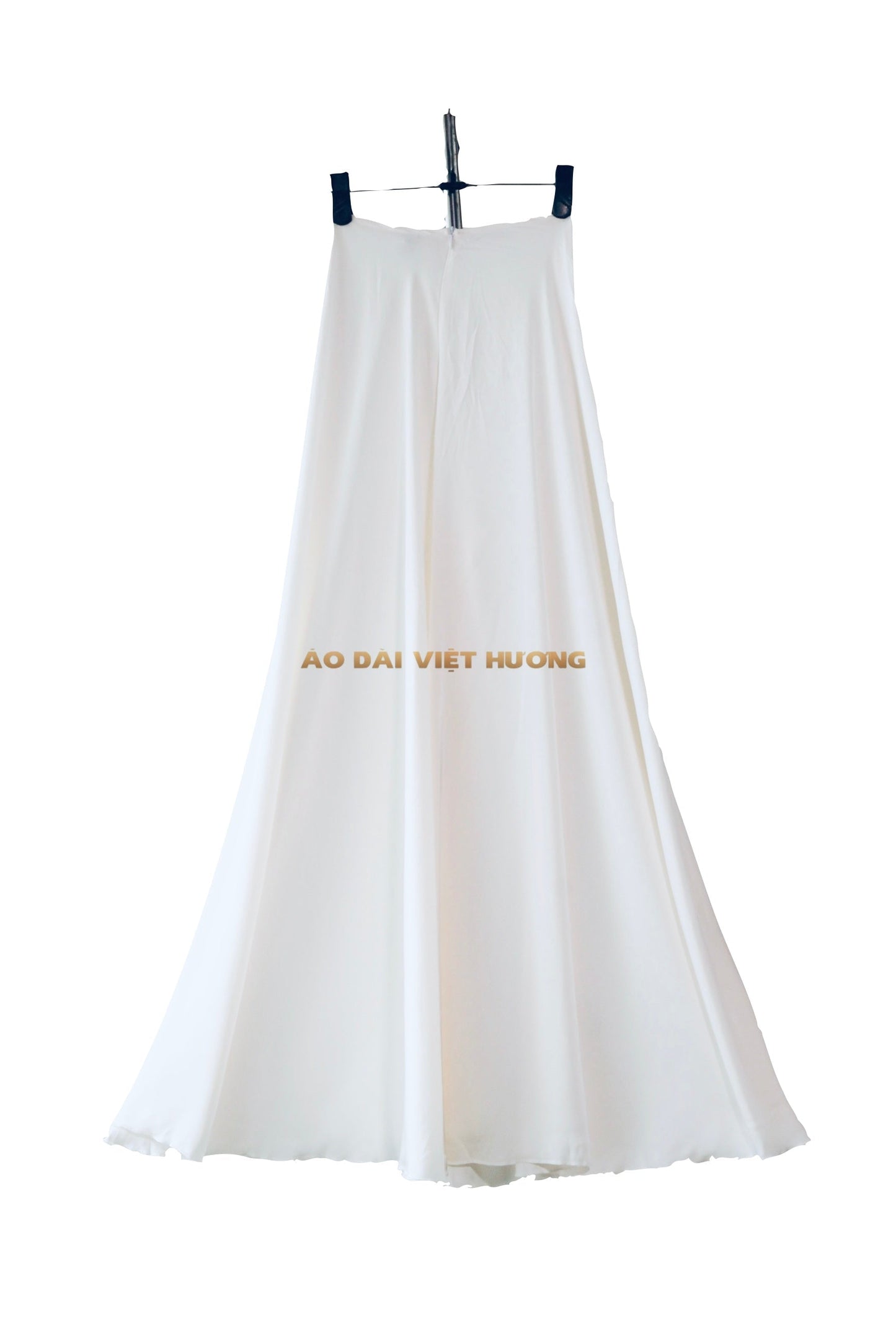 501 -  White Thái Tuấn Silk Skirt Pants (Quần Váy Ống Xéo Lụa Thái Tuấn Trắng)