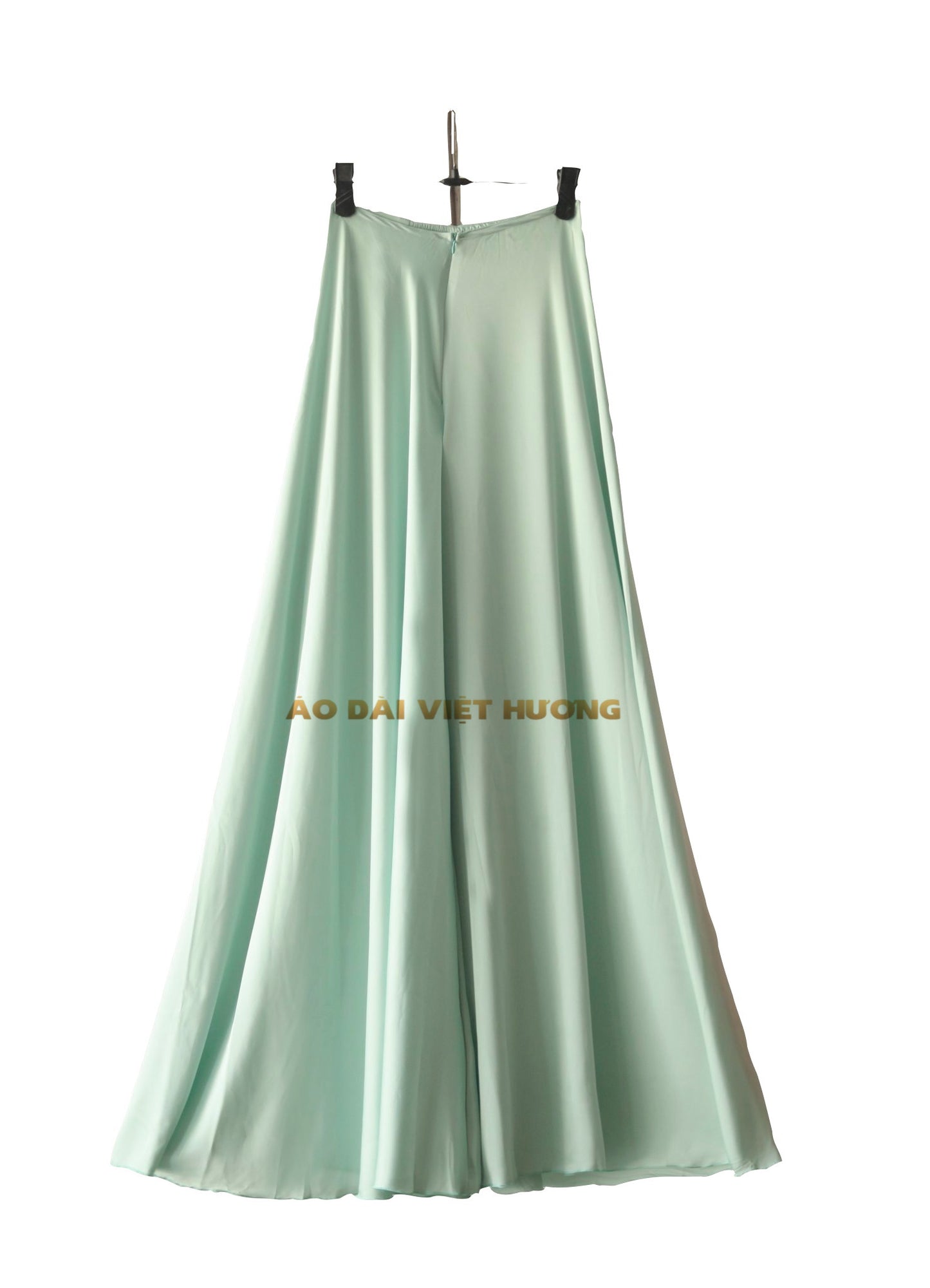 509 -  Light Turquoise Thái Tuấn Silk Skirt Pants (Quần Váy Ống Xéo Lụa Thái Tuấn Xanh Ngọc)