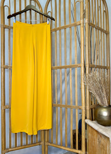 635 - Yellow Regular Pants Lụa Mỹ