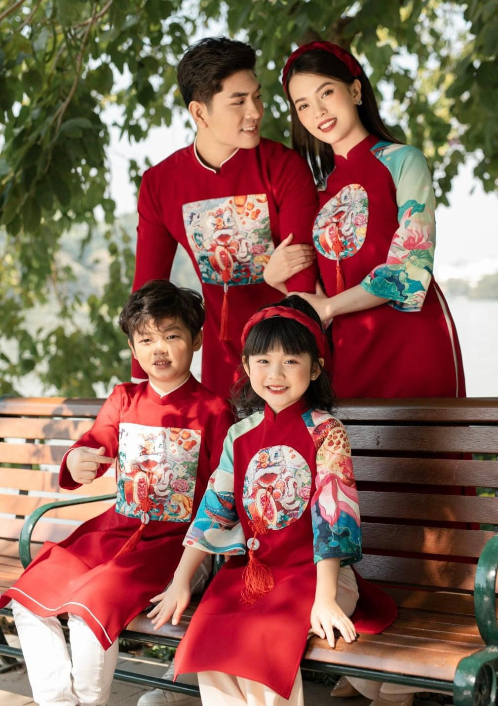772 - Boy’s Ao Dai Nghinh Xuân đỏ (Family Ao Dai)